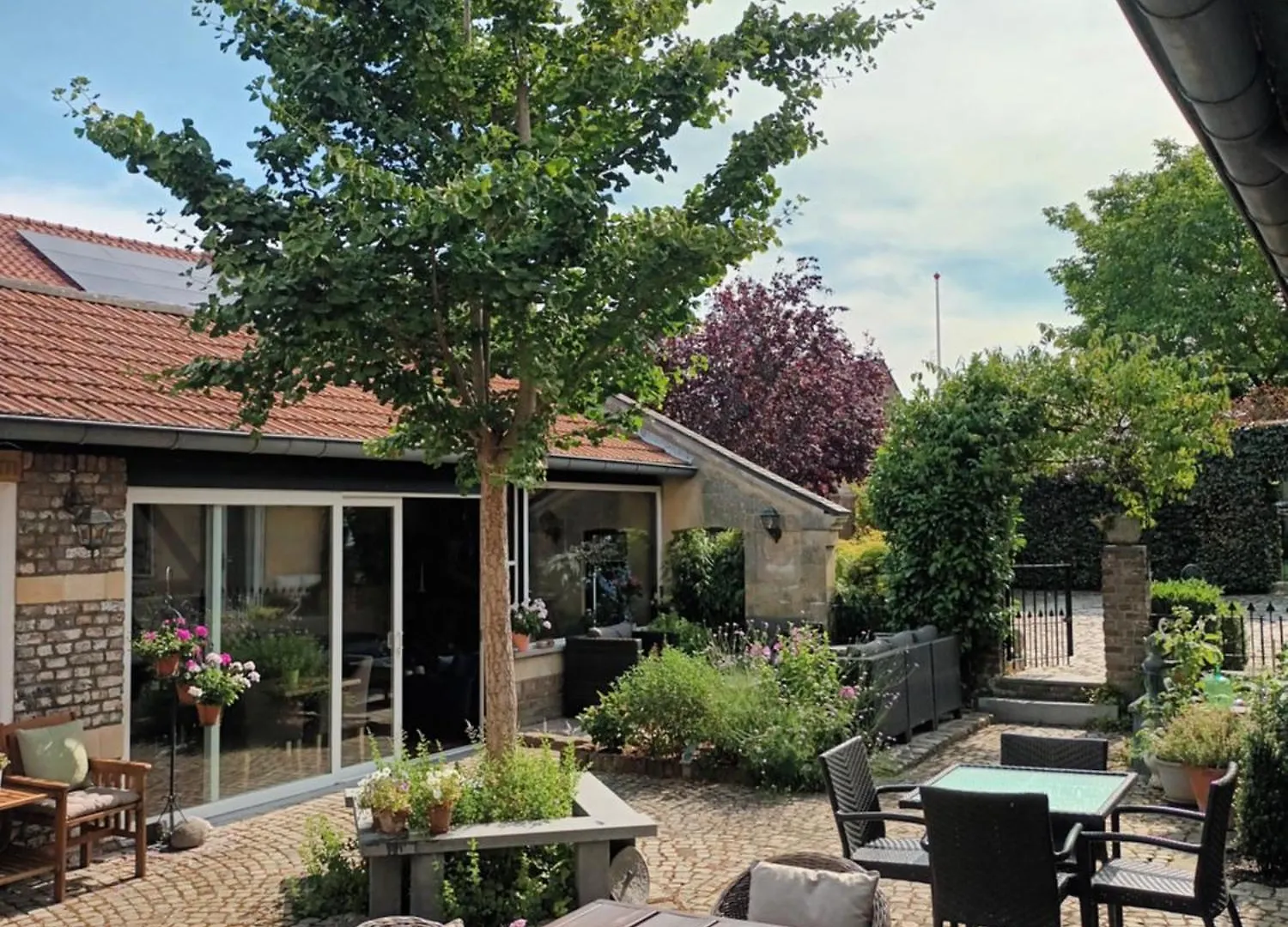 Ferrum Ferrum Valkenburg aan de Geul Couette-café