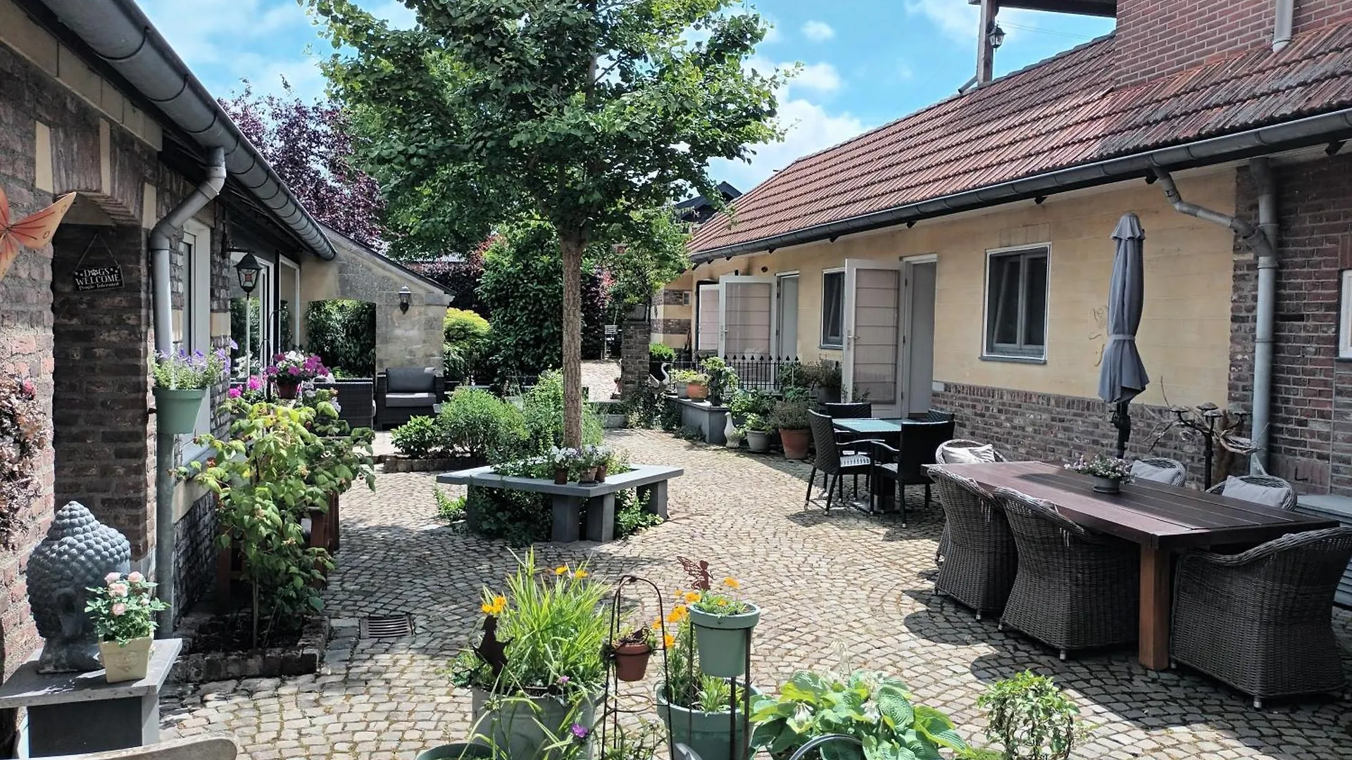 Ferrum Ferrum Valkenburg aan de Geul Couette-café